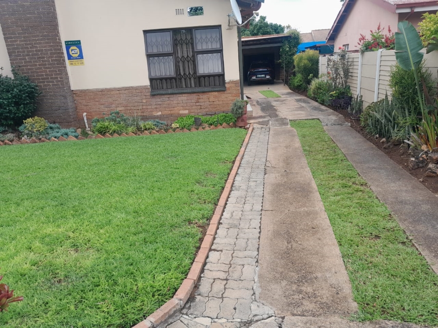 3 Bedroom Property for Sale in Oos Einde North West